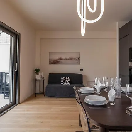 Vallarsa 10 - Int.01 Appartement *